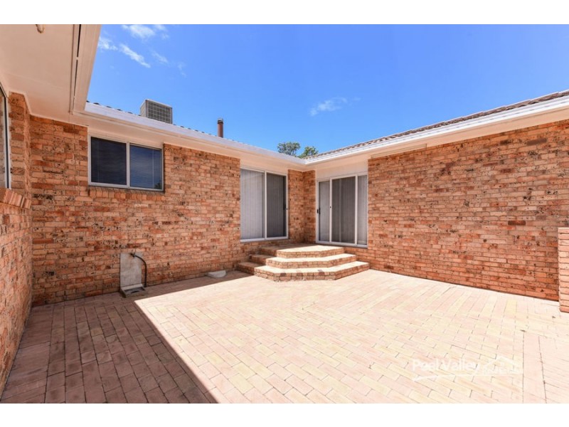 15 Kurrajong Street, Tamworth NSW 2340