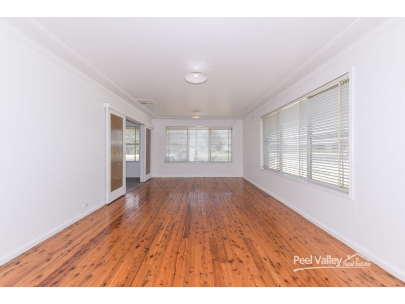 13 Ridge Street, Tamworth NSW 2340