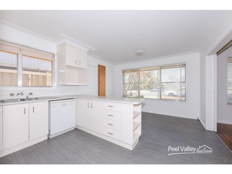 13 Ridge Street, Tamworth NSW 2340