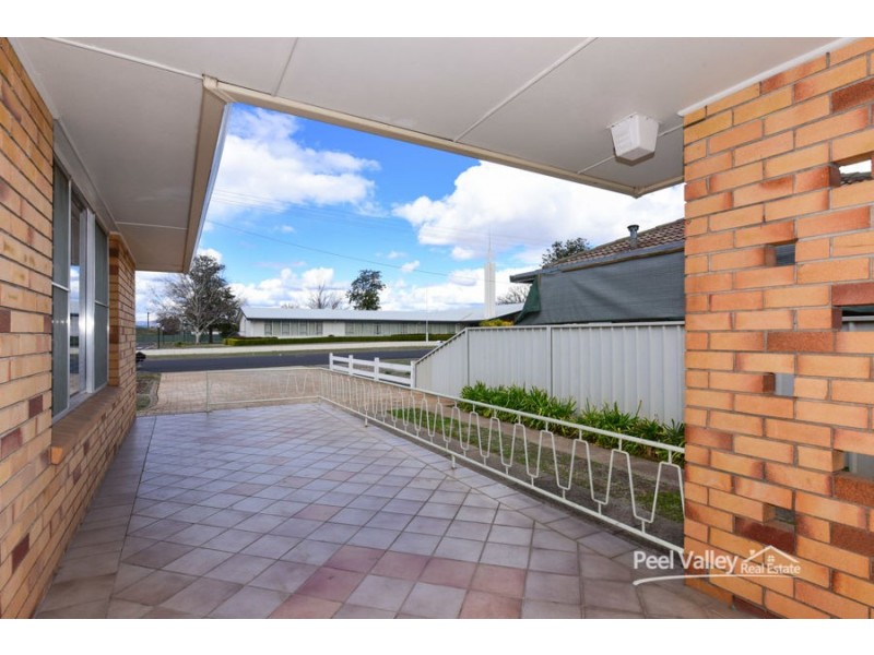 13 Ridge Street, Tamworth NSW 2340