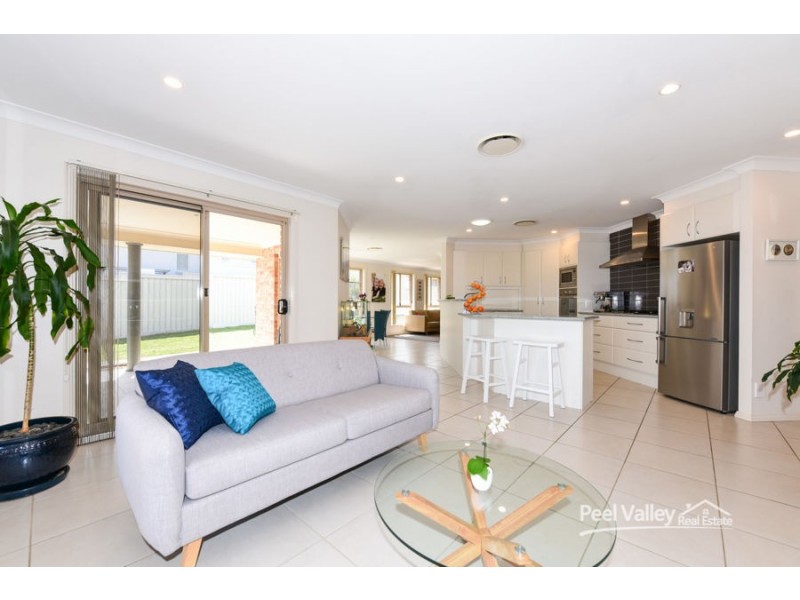 9 Mulconda Close, Tamworth NSW 2340