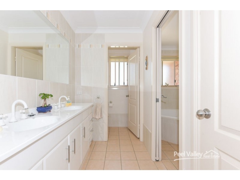 9 Mulconda Close, Tamworth NSW 2340