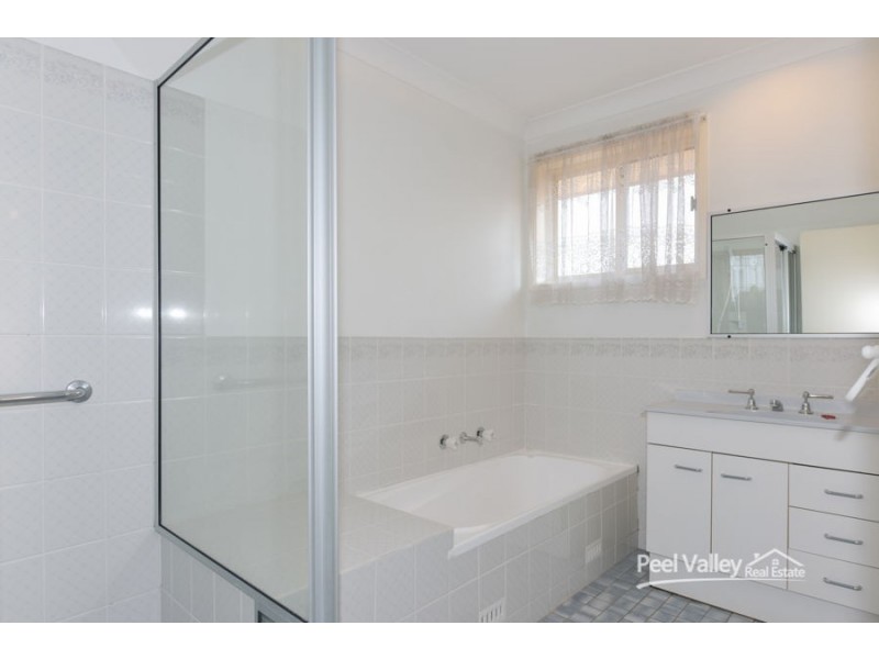 4/13 Cowper Close, Tamworth NSW 2340