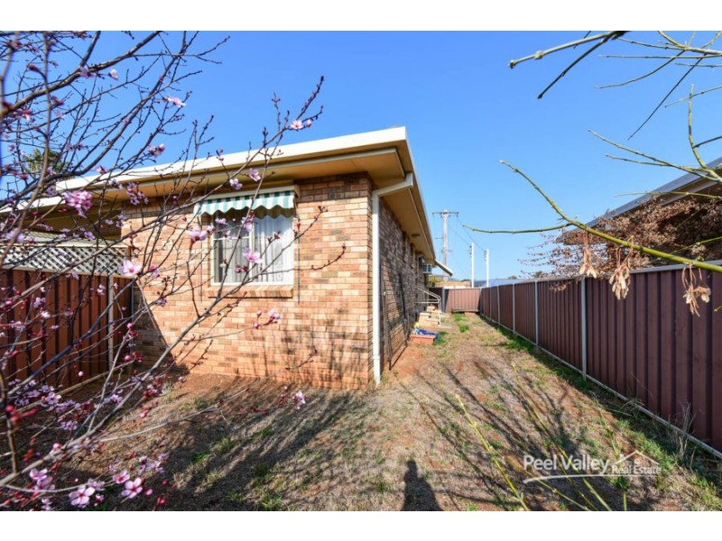 4/13 Cowper Close, Tamworth NSW 2340