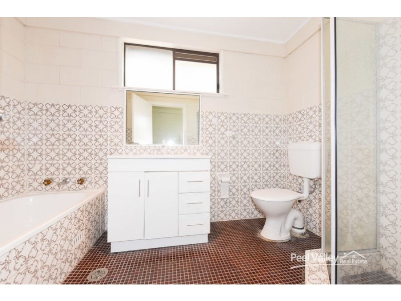 35 Waree Drive, Tamworth NSW 2340