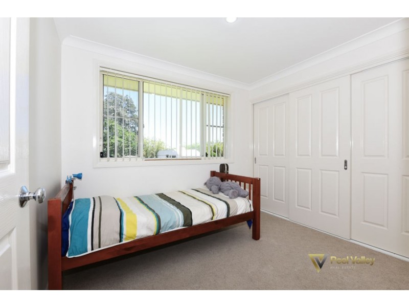 19 Ebony Close, Tamworth NSW 2340