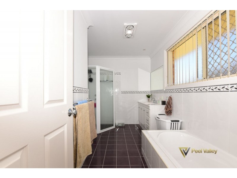 19 Ebony Close, Tamworth NSW 2340