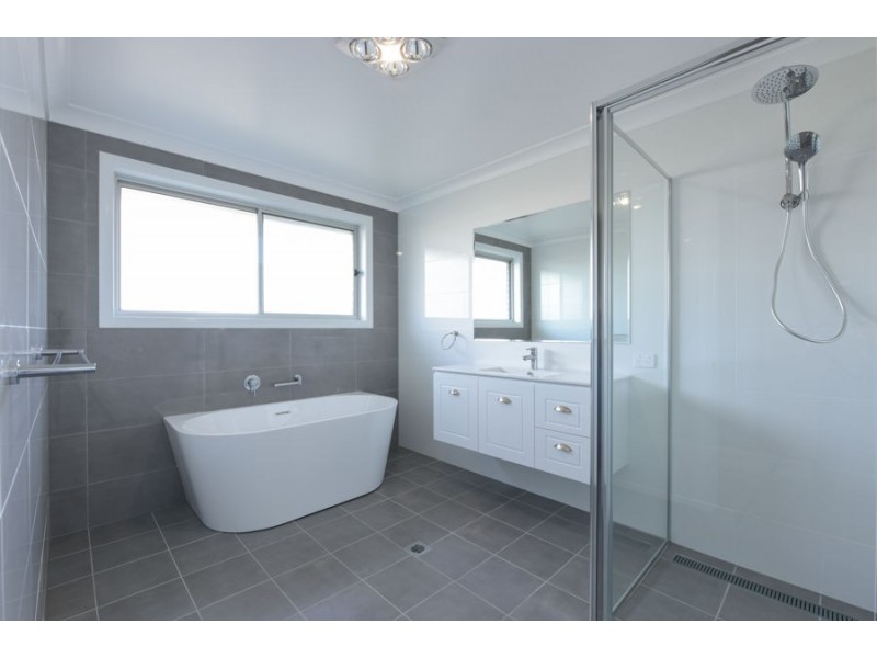 5A Carmichael Avenue, Tamworth NSW 2340