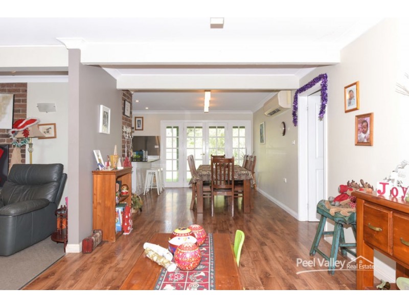 82 Eloura Road, Tamworth NSW 2340