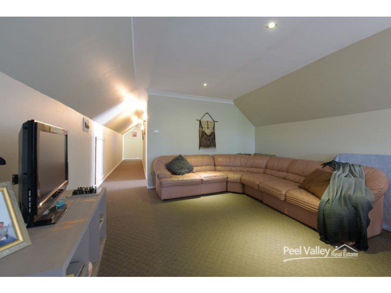 82 Eloura Road, Tamworth NSW 2340