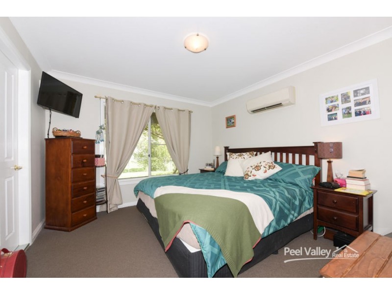 82 Eloura Road, Tamworth NSW 2340