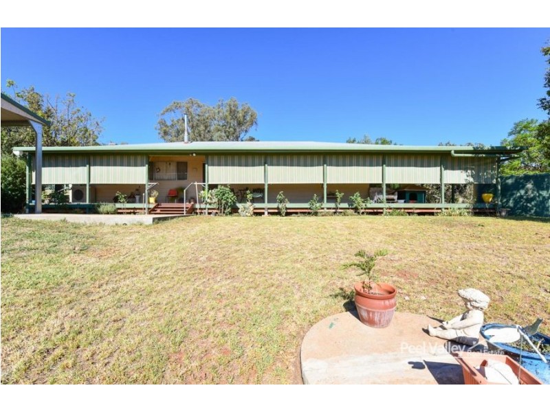 90 Pullmans Road, Tamworth NSW 2340