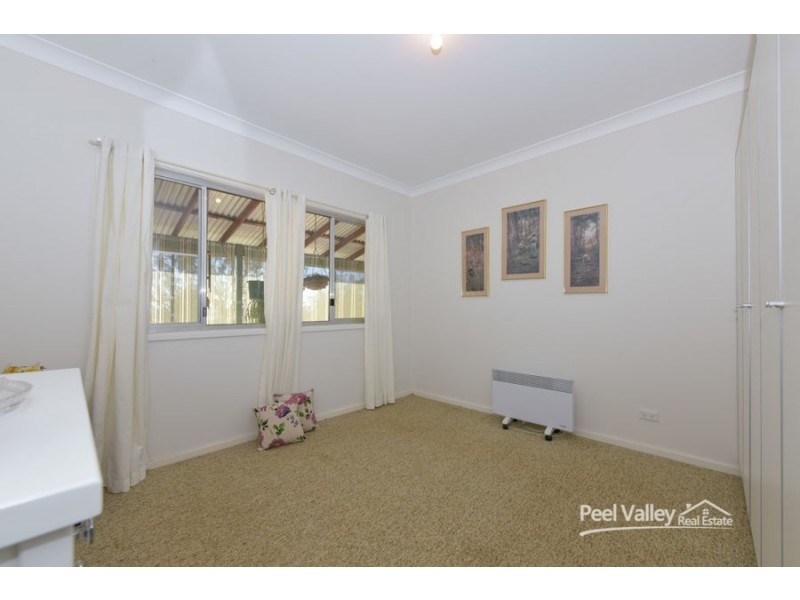 90 Pullmans Road, Tamworth NSW 2340