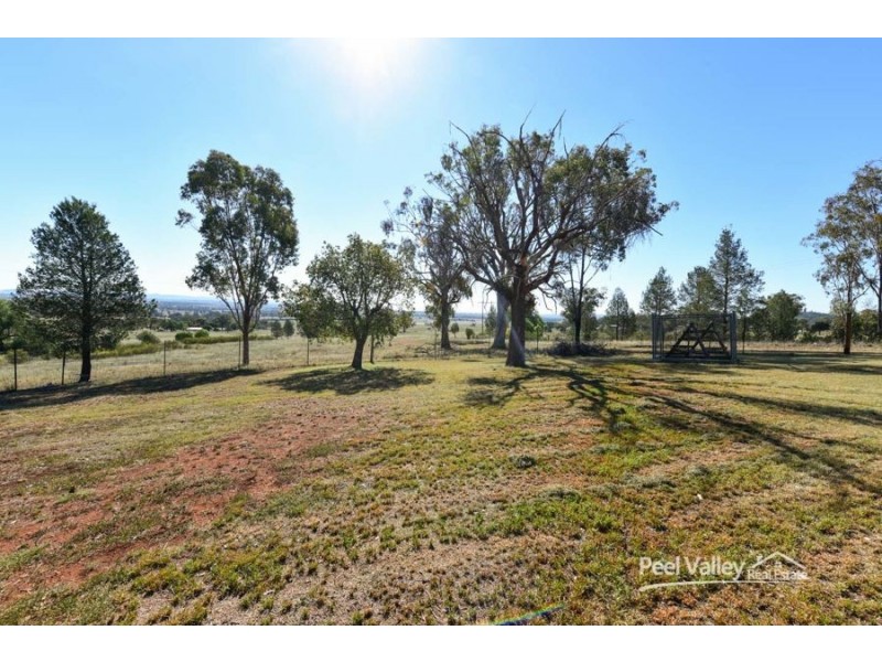 90 Pullmans Road, Tamworth NSW 2340