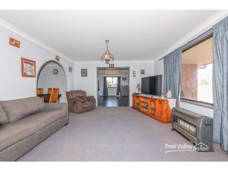3 Warwick Road, Tamworth NSW 2340
