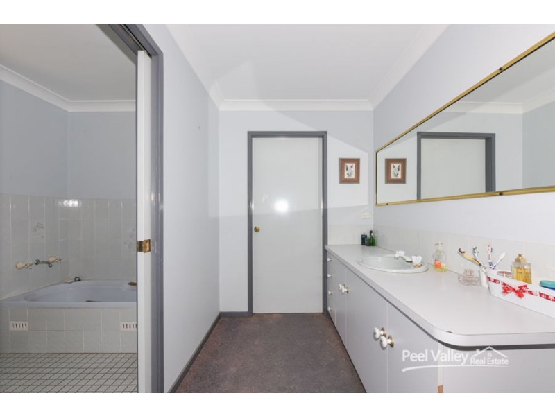 3 Warwick Road, Tamworth NSW 2340