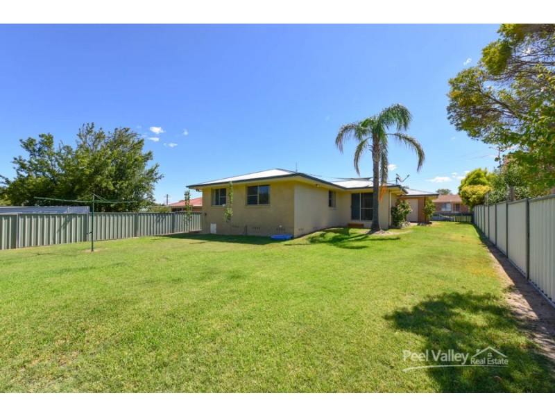 7 Leonora Crescent, Kootingal NSW 2352