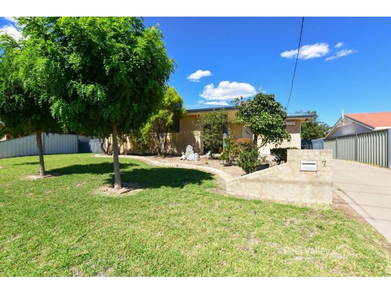 7 Leonora Crescent, Kootingal NSW 2352