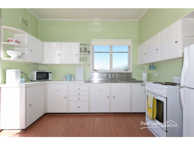 84 Scotland Road, Tamworth NSW 2340