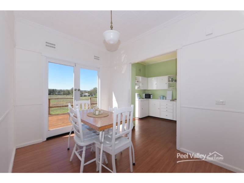 84 Scotland Road, Tamworth NSW 2340