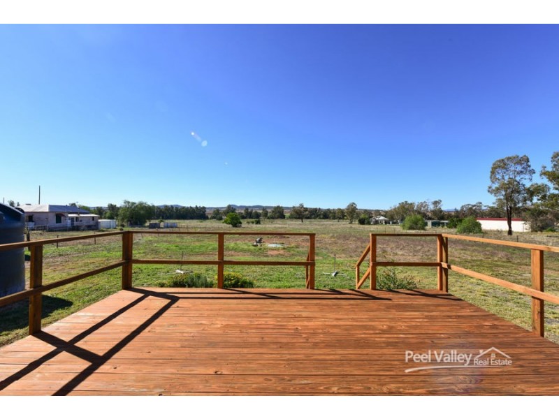 84 Scotland Road, Tamworth NSW 2340