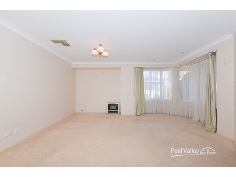 24 Overlanders Way, Tamworth NSW 2340