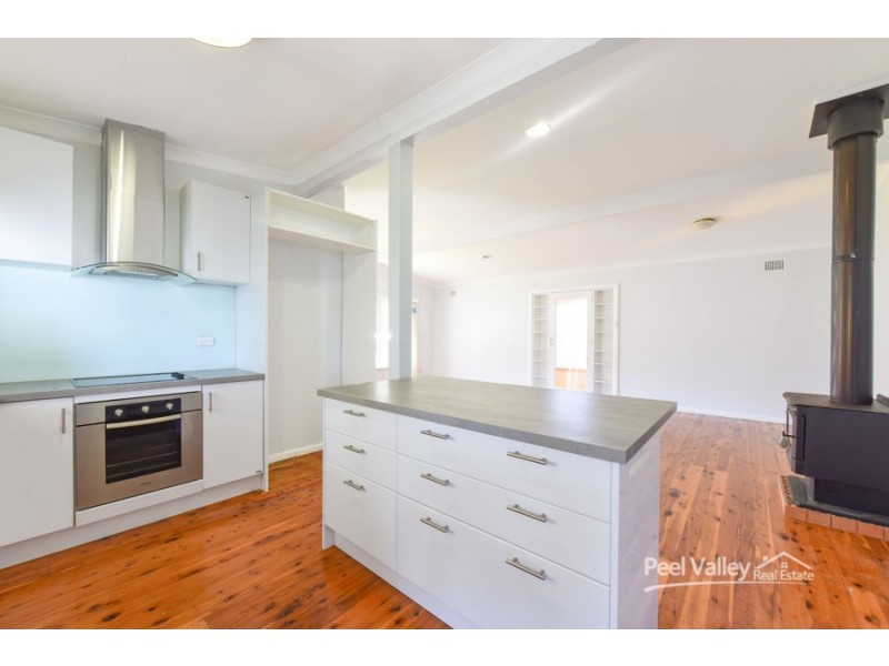 33 Erwin Street, Tamworth NSW 2340