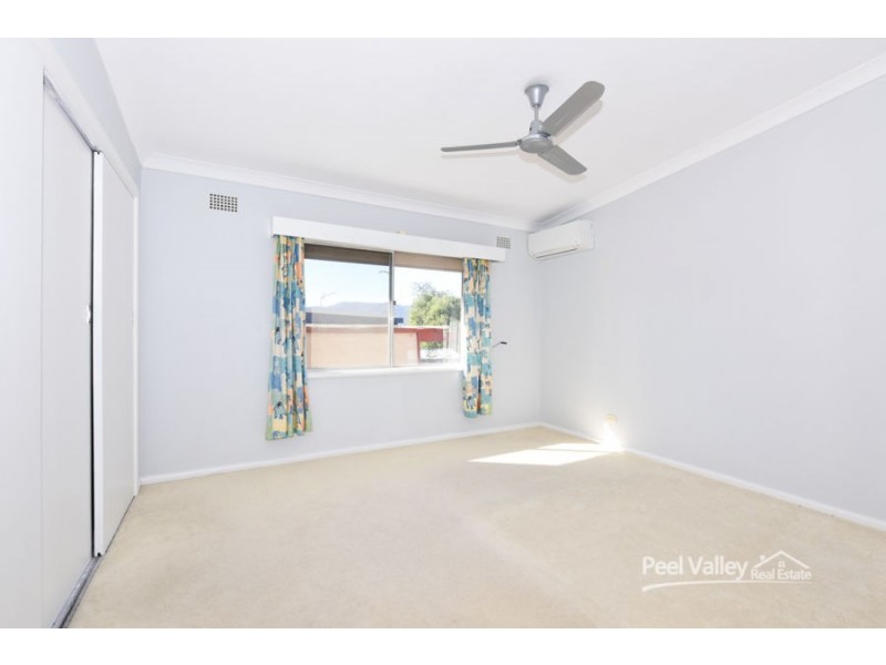 33 Erwin Street, Tamworth NSW 2340