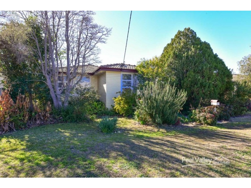 5 Larool Street, Tamworth NSW 2340