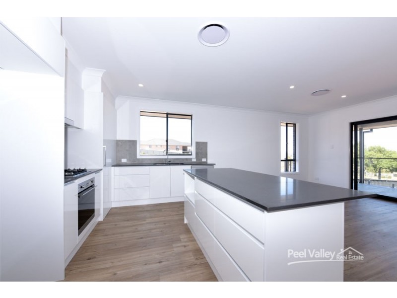 6 Conway Close, Tamworth NSW 2340