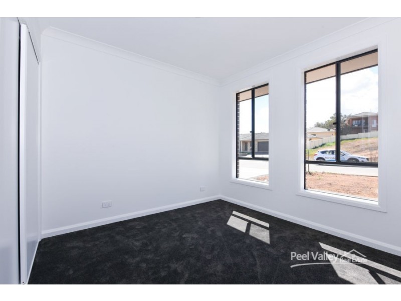 6 Conway Close, Tamworth NSW 2340