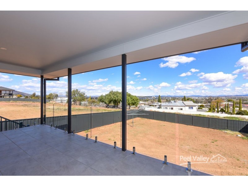 6 Conway Close, Tamworth NSW 2340