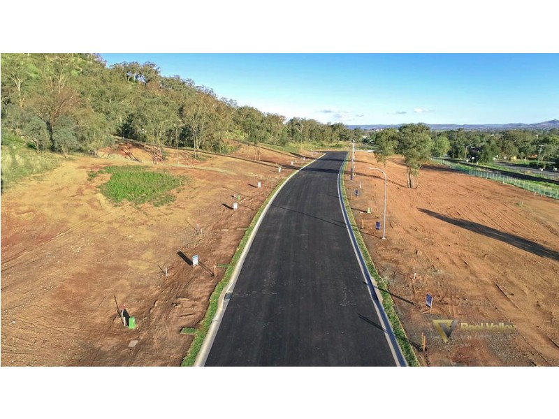 . Valley Drive, Tamworth NSW 2340