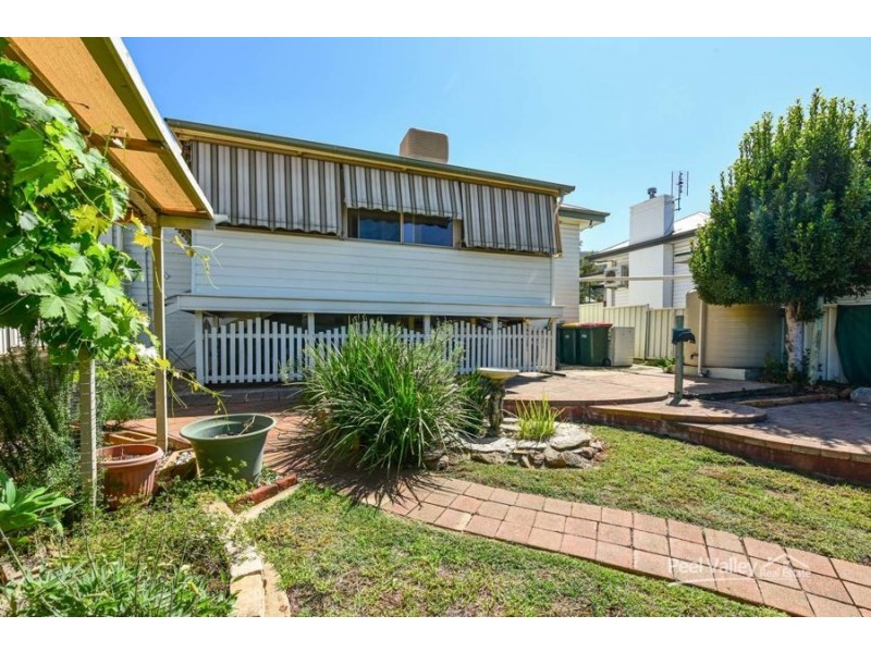 201 Carthage Street, Tamworth NSW 2340