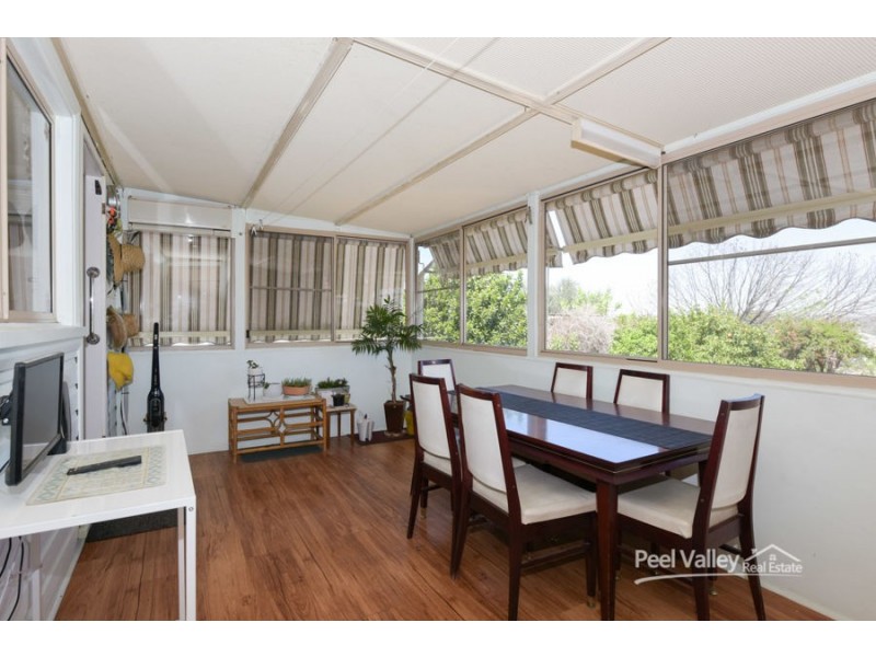 201 Carthage Street, Tamworth NSW 2340