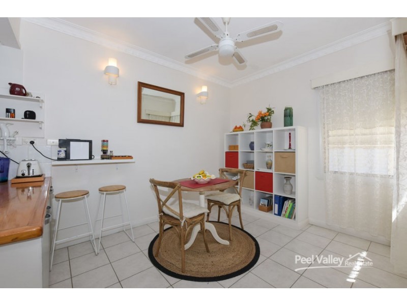 201 Carthage Street, Tamworth NSW 2340