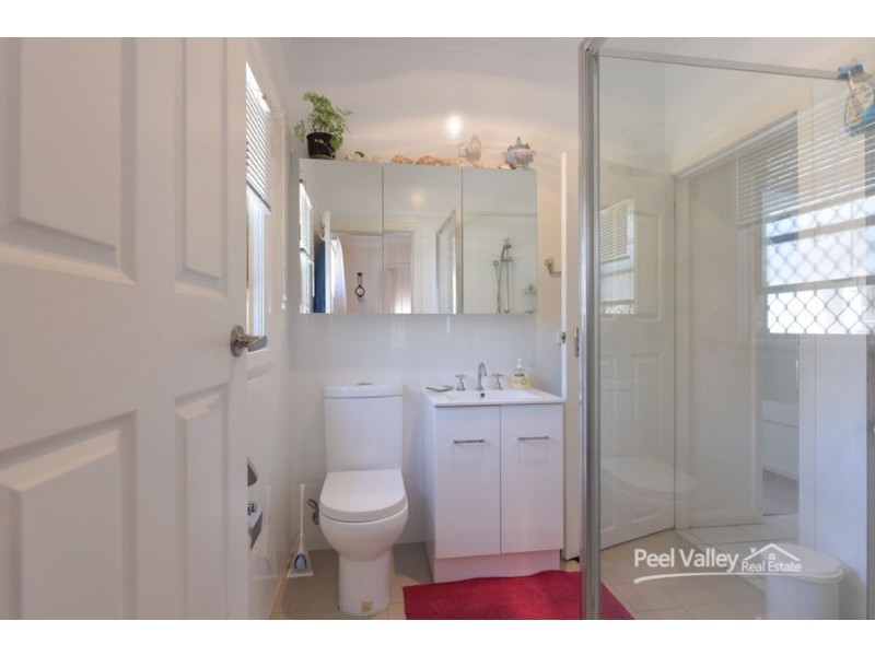 201 Carthage Street, Tamworth NSW 2340