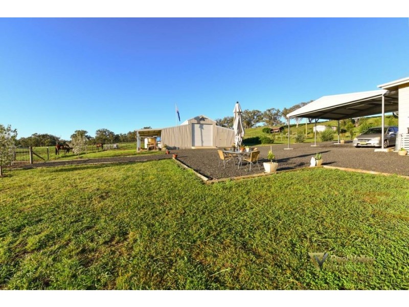 18 Carpet Street, Wallabadah NSW 2343