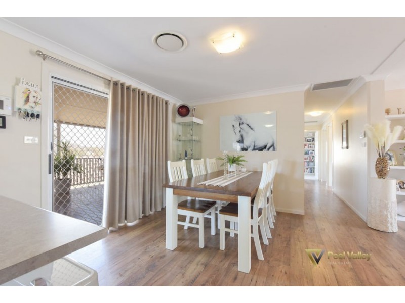 18 Carpet Street, Wallabadah NSW 2343