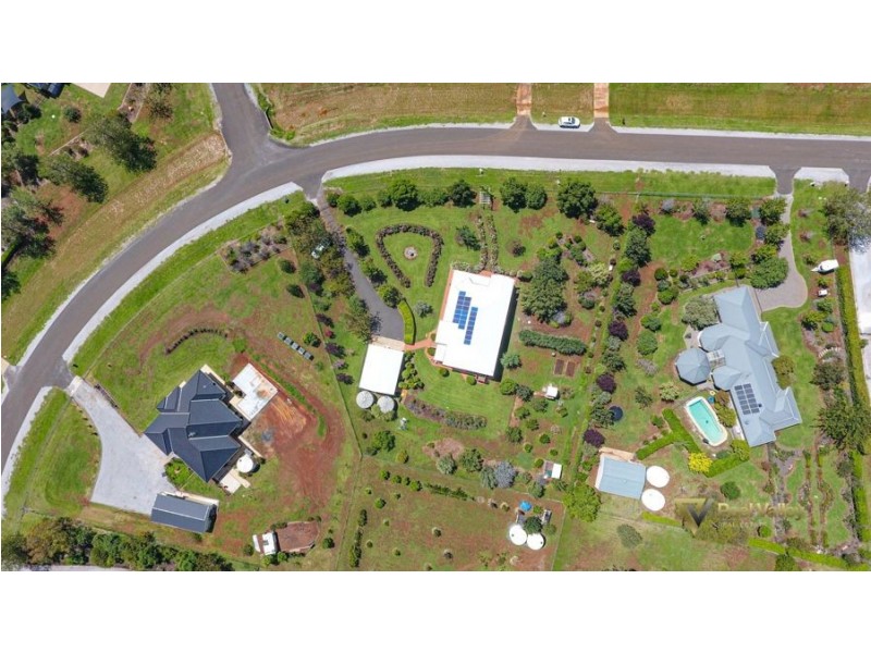 25 Barrington Drive, Tamworth NSW 2340