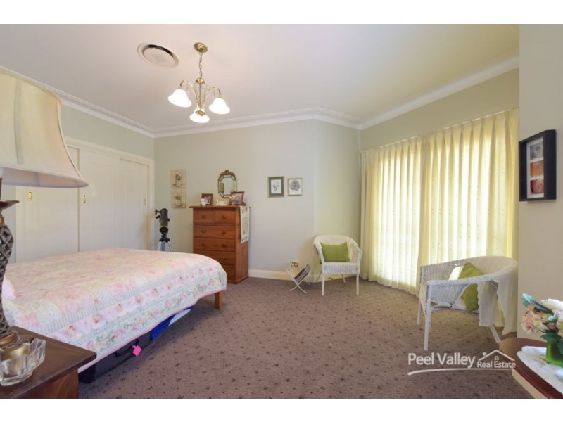25 Barrington Drive, Tamworth NSW 2340