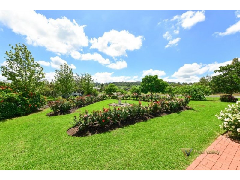 25 Barrington Drive, Tamworth NSW 2340