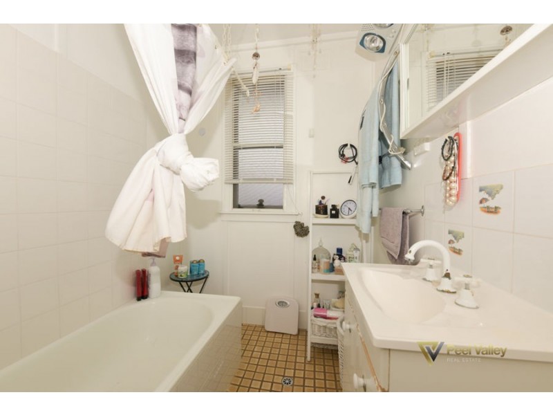 18 Mountview Crescent, Tamworth NSW 2340