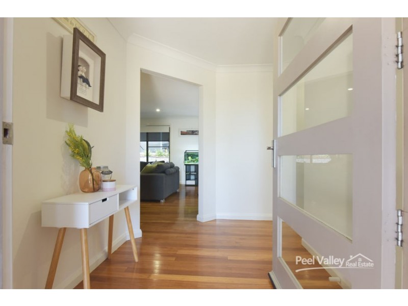 52 Campbell Road, Tamworth NSW 2340