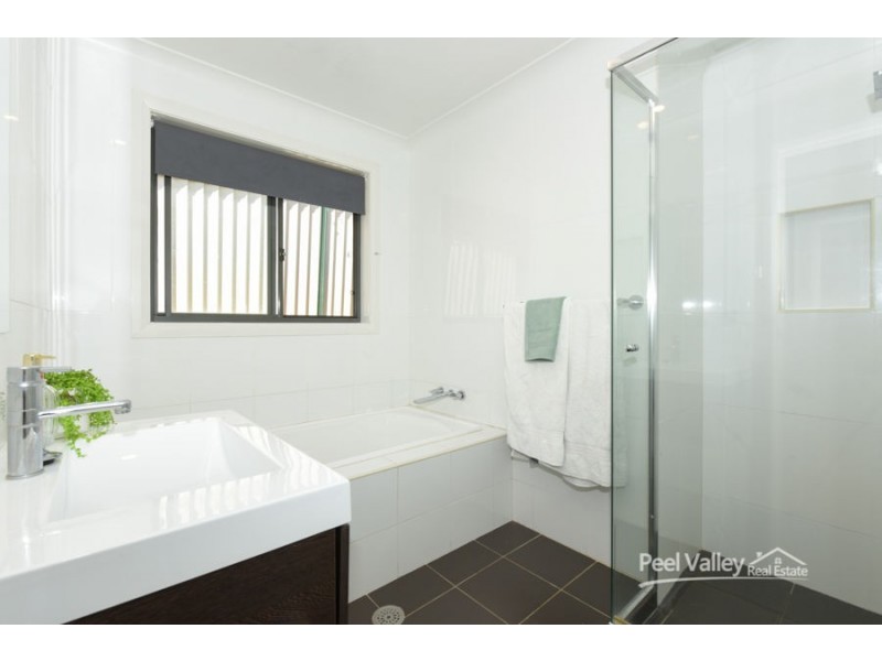 52 Campbell Road, Tamworth NSW 2340