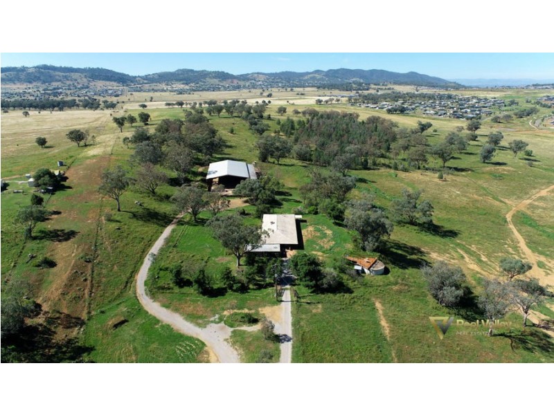 32 Henrys Lane, Tamworth NSW 2340