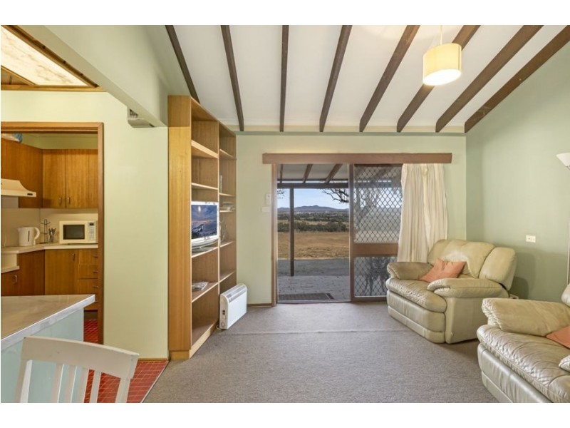 32 Henrys Lane, Tamworth NSW 2340