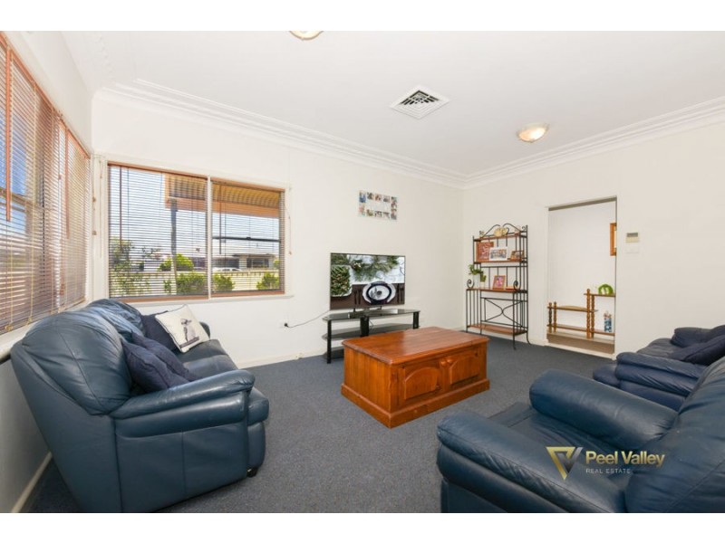 36 Edinburgh Street, Tamworth NSW 2340