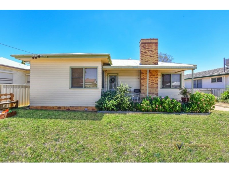 36 Edinburgh Street, Tamworth NSW 2340