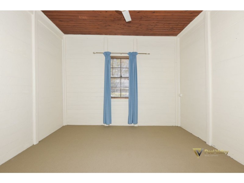 18 Rowan Street, Manilla NSW 2346